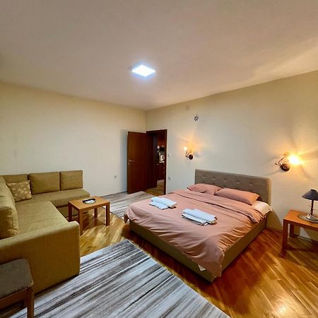 Blue Diamond Apartment Ohrid Exterior photo