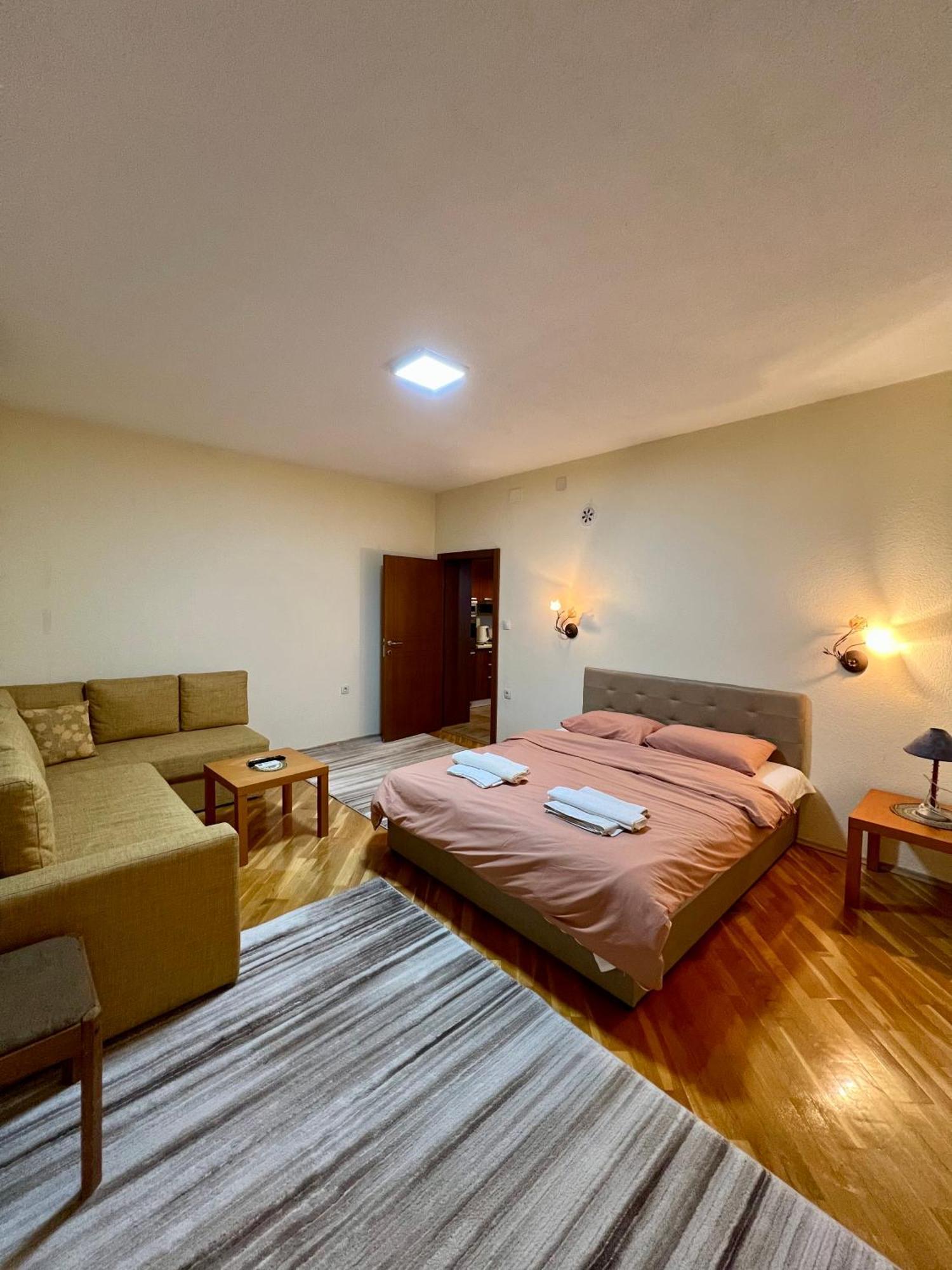 Blue Diamond Apartment Ohrid Exterior photo
